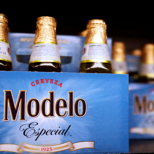 Modelo Especial Beer 250 ml Bottle & Can: